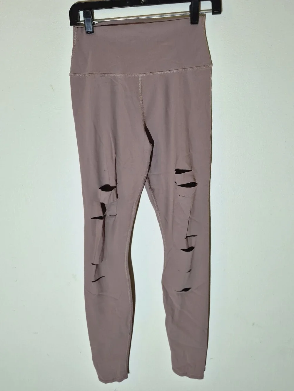 S) ALO Yoga Dusty Rose Ripped Warrior High Waist Full Length Leggings